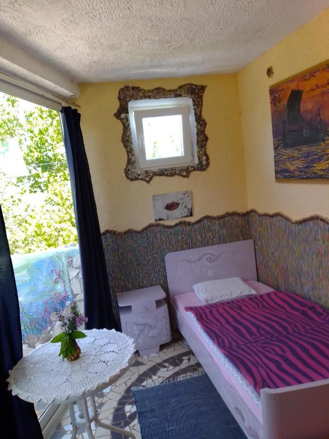 Apartman Sirena Pićan Esterno foto
