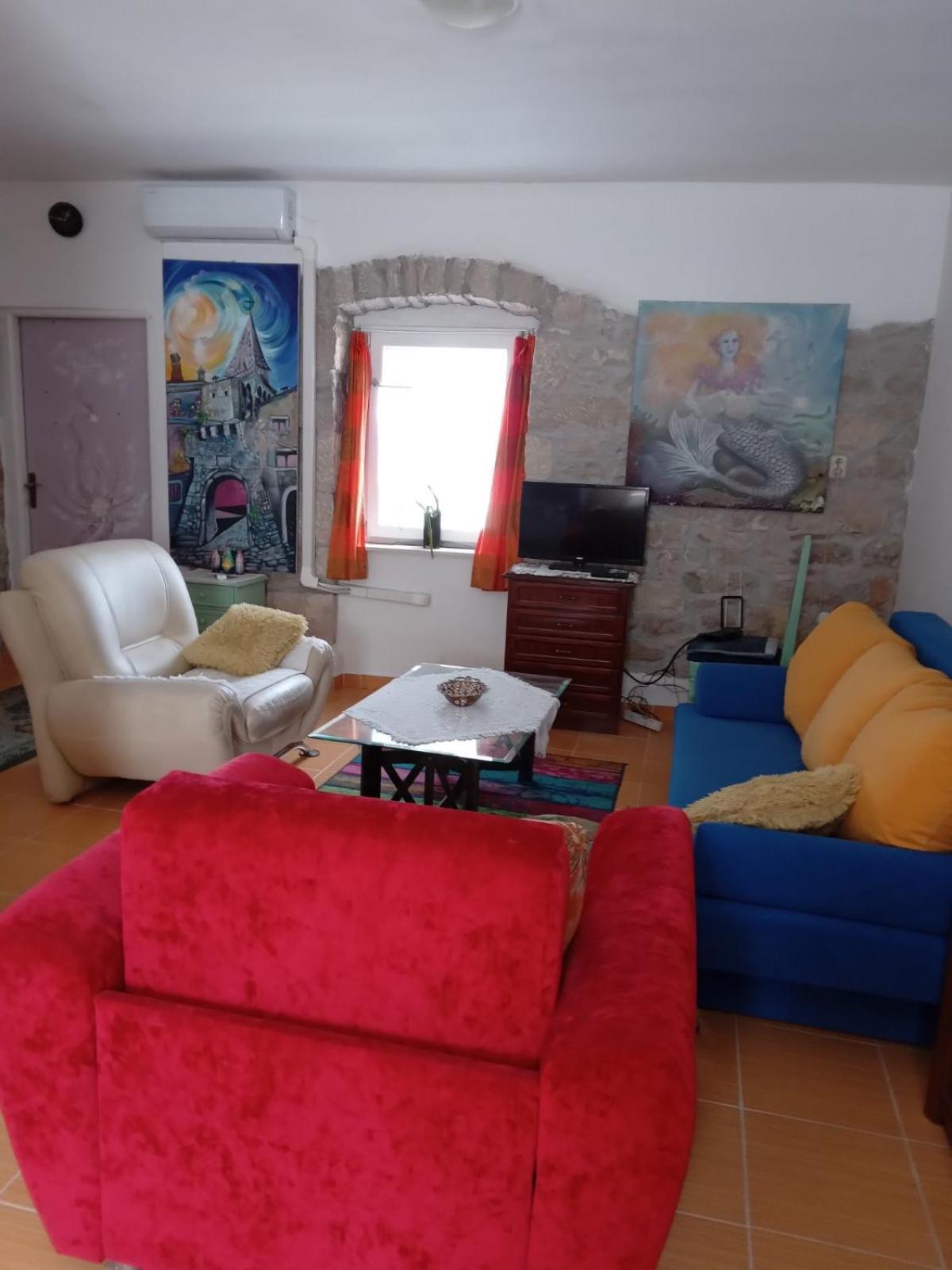 Apartman Sirena Pićan Esterno foto
