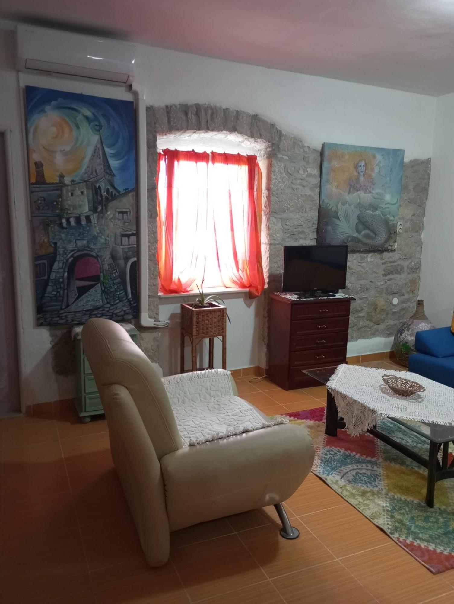 Apartman Sirena Pićan Esterno foto